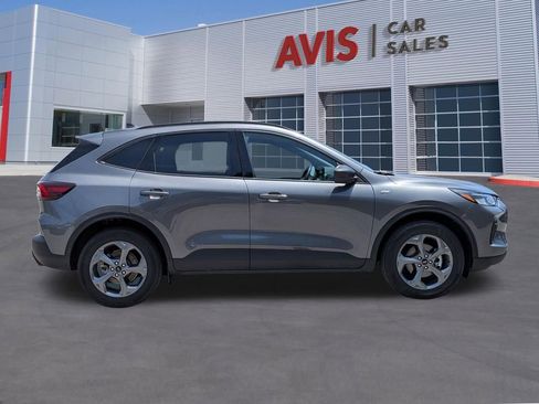 Used 2025 Ford Escape ST-Line AWD/4WD image 5