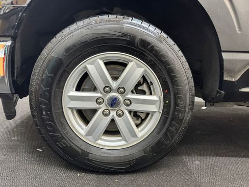 Used 2023 Ford F150 XLT AWD/4WD image 12