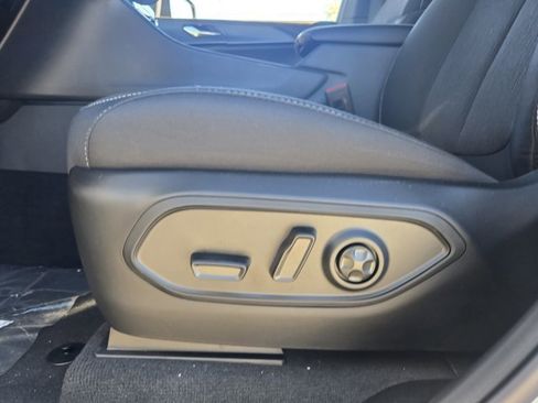 New 2025 Jeep Grand Cherokee Laredo image 24