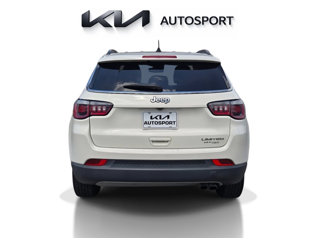 Used 2019 Jeep Compass Limited FWD image 9