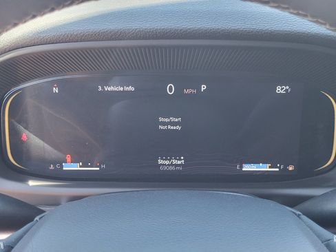 Used 2024 Jeep Wagoneer L Series II w/ Flexible Seating Group image 29