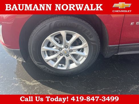 Used 2018 Chevrolet Equinox LT FWD image 18