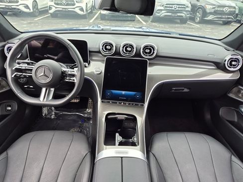Certified 2025 Mercedes-Benz CLE 300 4MATIC Coupe image 19