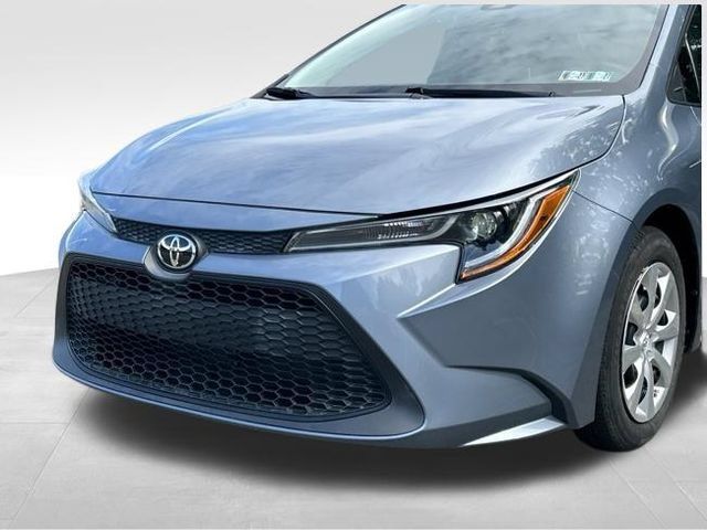 Used 2020 Toyota Corolla LE FWD image 9