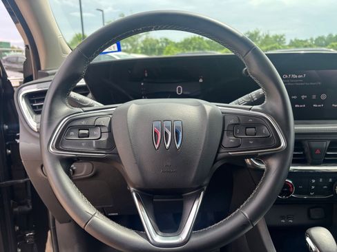 Used 2025 Buick Encore GX Preferred image 27