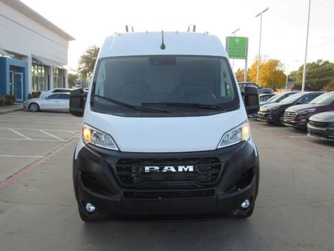 Used 2024 RAM ProMaster 2500 w/ Safety Group image 2