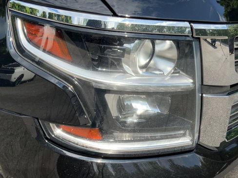 Used 2020 Chevrolet Tahoe Premier AWD/4WD image 30