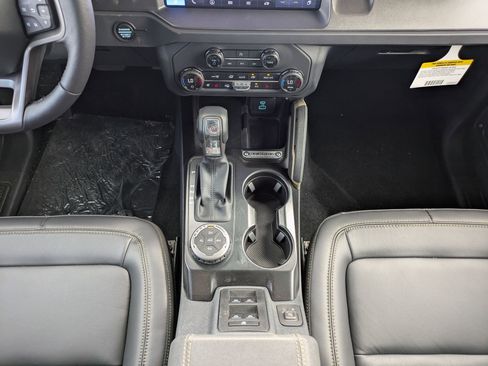 New 2025 Ford Bronco Badlands AWD/4WD image 21
