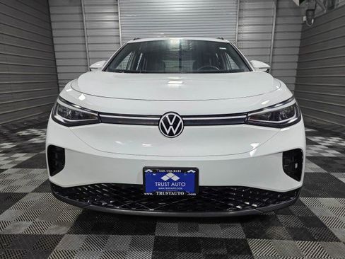 Used 2023 Volkswagen ID.4 2WD image 3