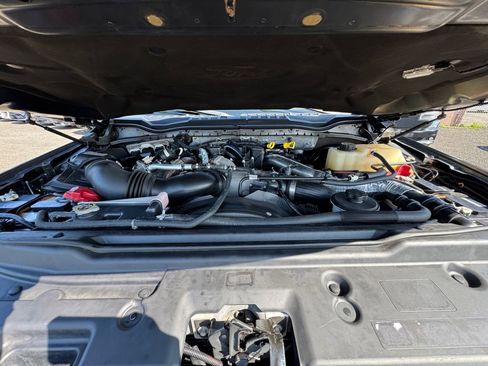 Used 2018 Ford F250 Lariat w/ Lariat Ultimate Package image 20