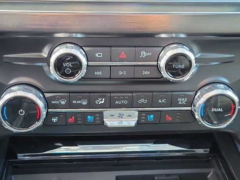 New 2026 Ford F250 Lariat w/ Tremor Off-Road Package image 29