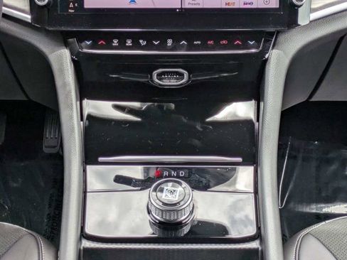 New 2026 Jeep Grand Cherokee L 2WD image 21