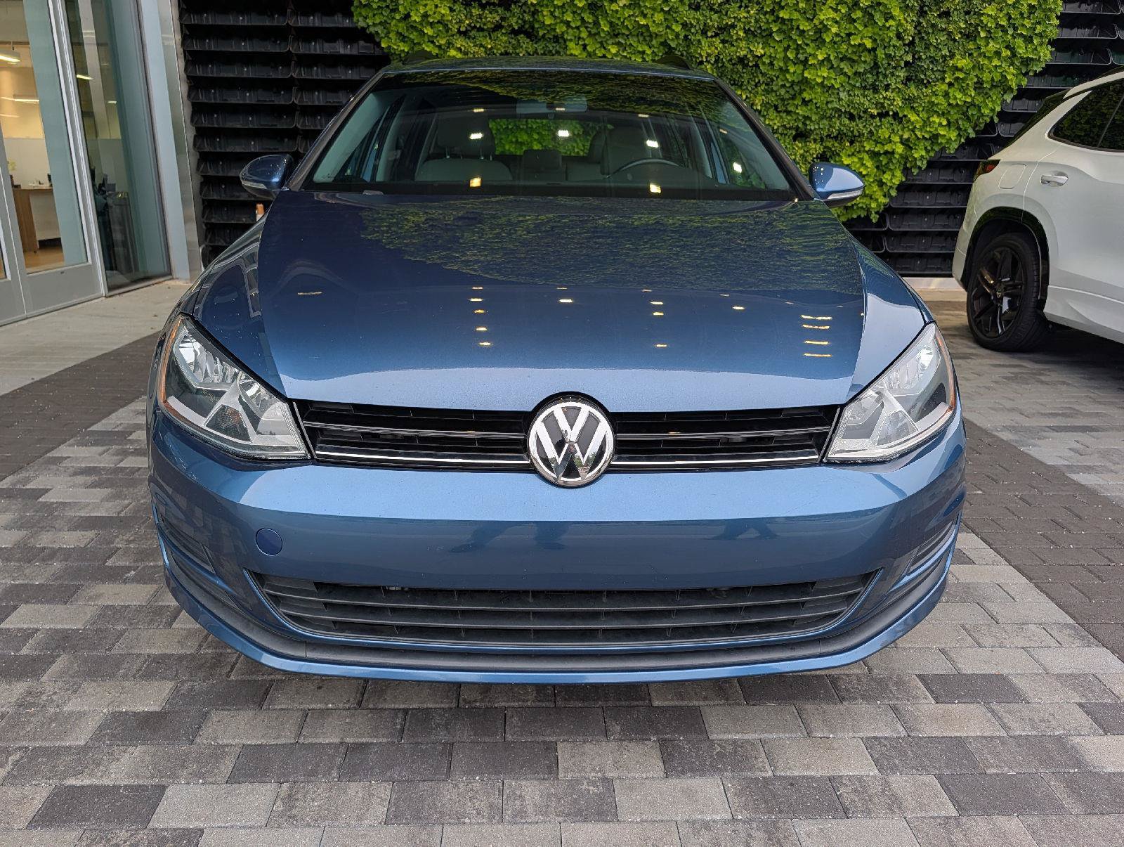 Used 2016 Volkswagen Golf S FWD image 23