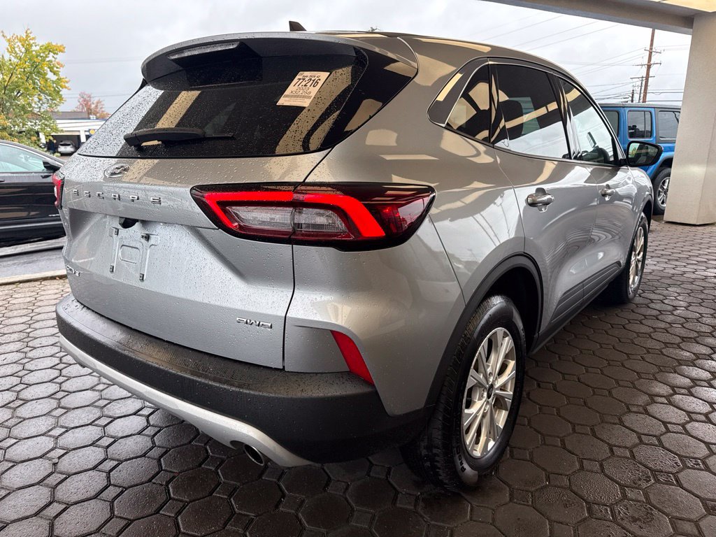 Used 2023 Ford Escape Active AWD/4WD image 6