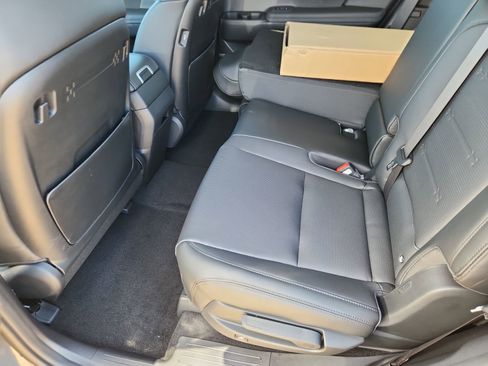 New 2026 Hyundai Santa Fe Limited AWD/4WD image 11