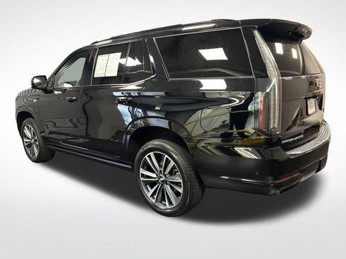 Certified 2025 Cadillac Escalade Sport AWD/4WD image 3