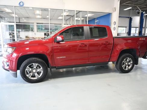 Used 2020 Chevrolet Colorado Z71 AWD/4WD image 8
