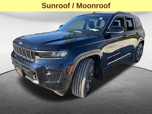 Used 2024 Jeep Grand Cherokee Overland w/ Luxury Tech Group IV image 5