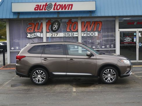 Used 2016 Mitsubishi Outlander SEL AWD/4WD image 22