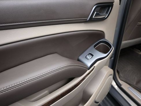 Used 2017 Chevrolet Tahoe LT RWD image 15