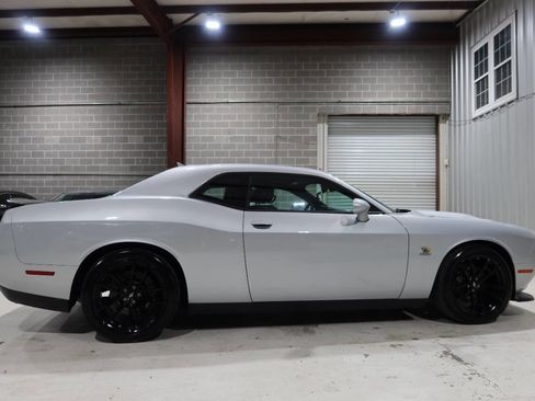 Used 2023 Dodge Challenger R/T Scat Pack RWD image 6