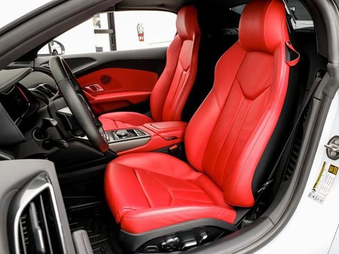 Used 2020 Audi R8 V10 w/ 20" Wheel Package image 31