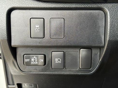 Used 2021 Toyota Tacoma SR w/ SX Package image 23