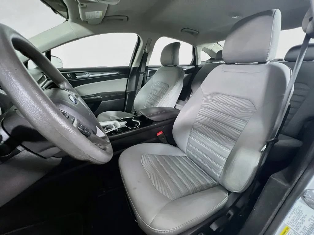 Used 2016 Ford Fusion S FWD image 20