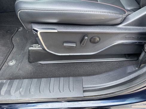 Used 2024 Ford F250 Lariat image 12