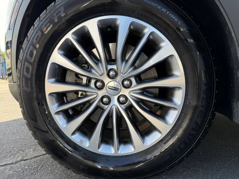 Used 2016 Lincoln MKX Select FWD image 45