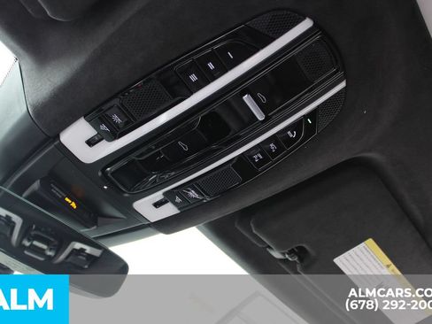 Used 2022 Porsche Cayenne GTS w/ Premium Package Plus AWD/4WD image 32