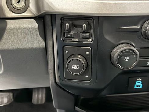 Used 2023 Ford F250 XLT image 17