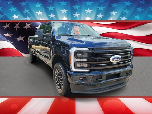 Used 2025 Ford F250 Platinum AWD/4WD image 1