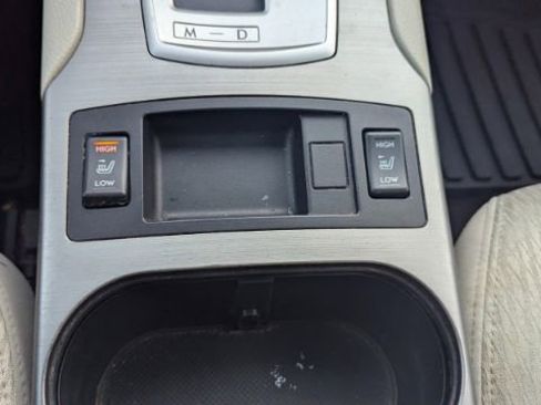 Used 2011 Subaru Outback 2.5i Premium w/ All-Weather Pkg image 36