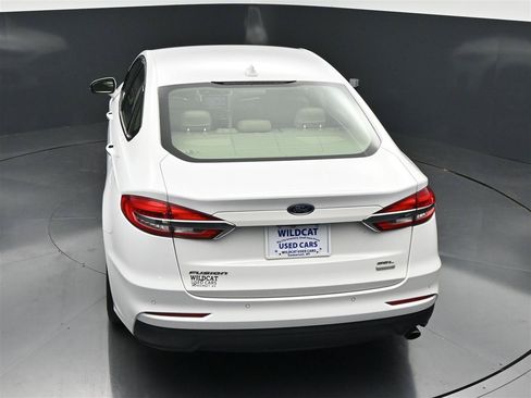 Used 2020 Ford Fusion SEL FWD image 25