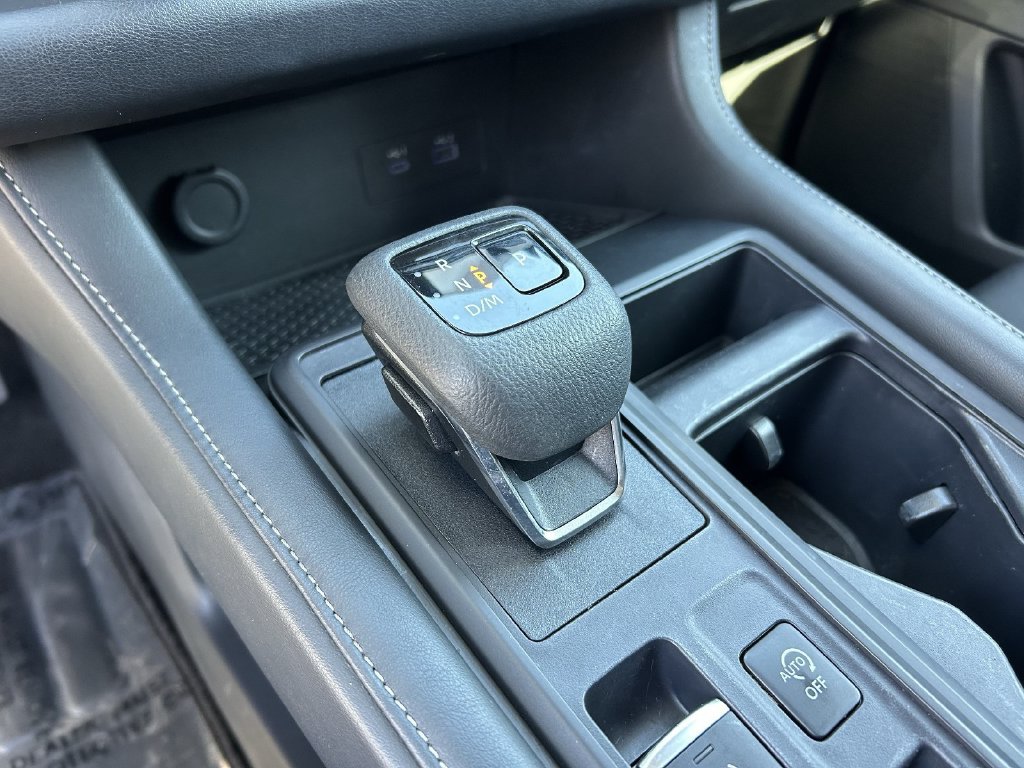 Used 2024 Nissan Pathfinder S FWD image 24