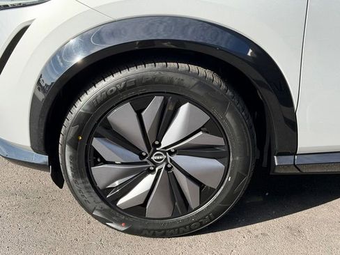 Certified 2024 Nissan Ariya FWD image 28