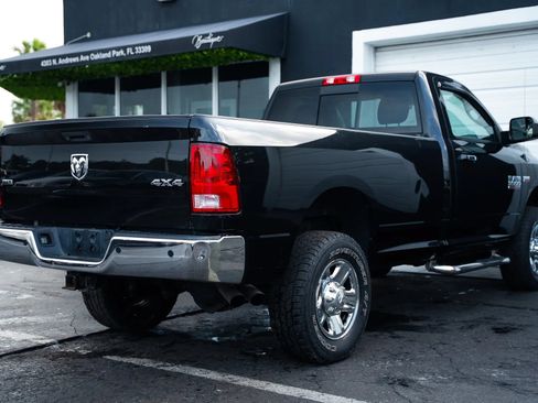 Used 2018 RAM 3500 SLT w/ Snow Chief Group AWD/4WD image 4