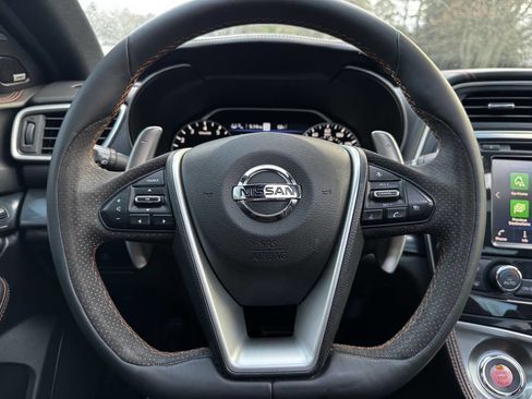 Used 2020 Nissan Maxima SR w/ Sport Mat Group image 18