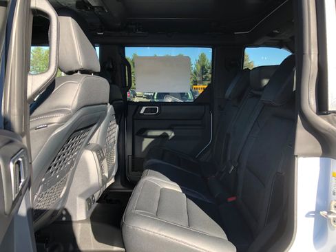 New 2025 Ford Bronco Badlands AWD/4WD image 18