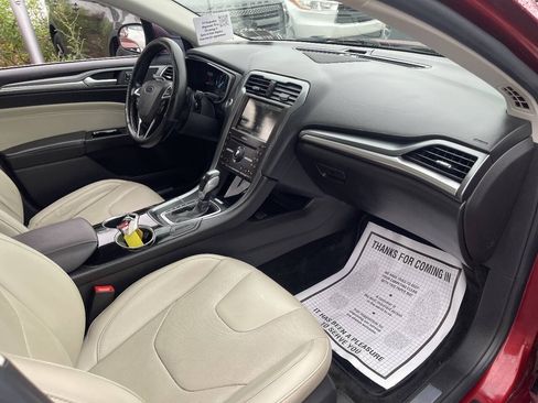 Used 2016 Ford Fusion Titanium AWD/4WD image 23