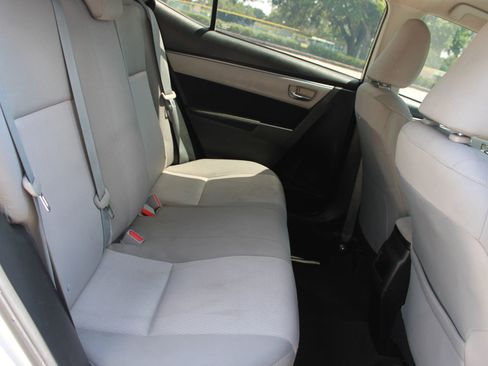 Used 2014 Toyota Corolla LE FWD image 27