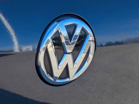 Used 2016 Volkswagen GTI SE w/ Lighting Package (SEL) image 11