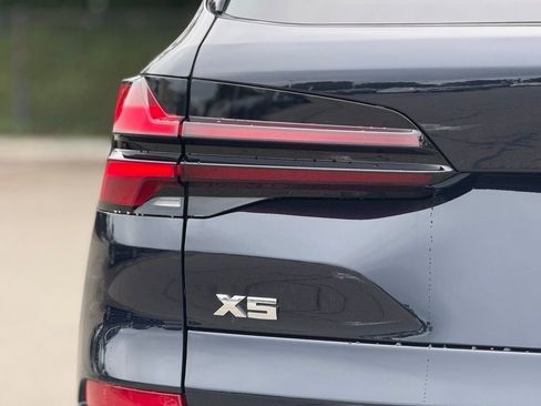 New 2026 BMW X5 M60i image 14