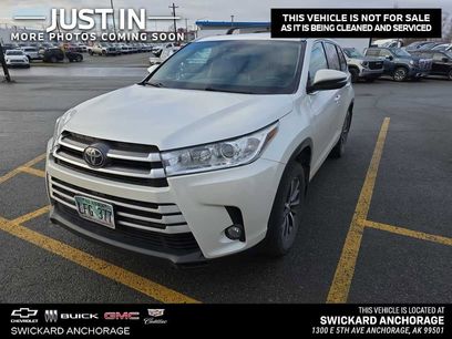 Used 2018 Toyota Highlander SE