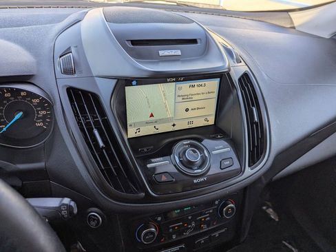 Used 2017 Ford Escape Titanium image 23