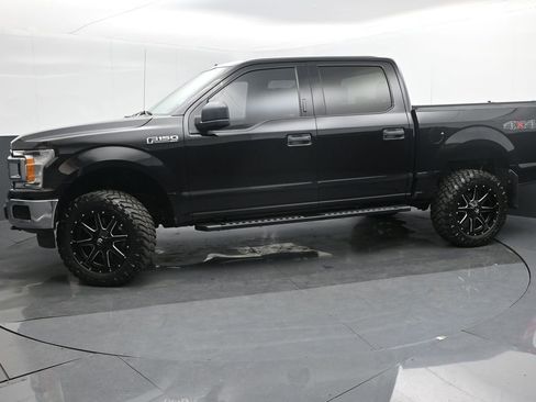 Used 2019 Ford F150 XLT image 2