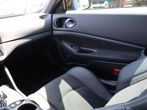 Used 2024 Nissan Z Performance w/ Floor Mat Package RWD image 25