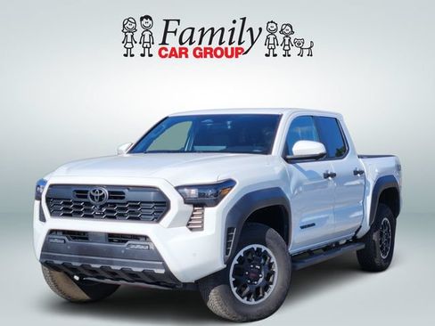 Used 2024 Toyota Tacoma TRD Off-Road w/ TRD Off Road Premium Package AWD/4WD image 1