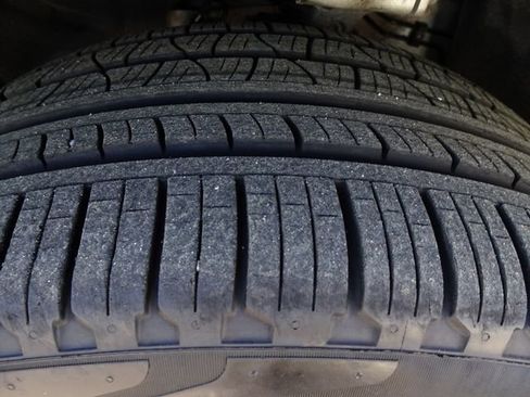 Used 2023 Porsche Macan S AWD/4WD image 38